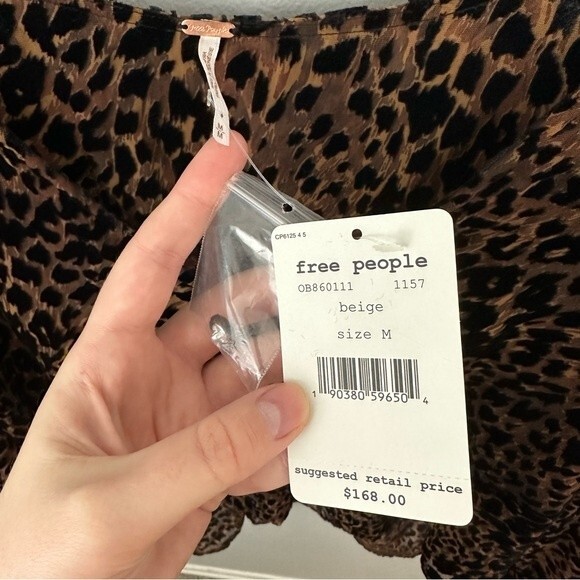 Free People Wild Dreams Printed Blouse NWT Size Medium - Picture 12 of 16